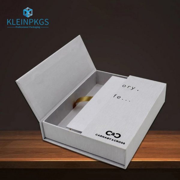 Folding Clothing Gift Packaging Box