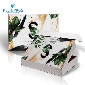 white luxury corrugated mail shipping mailer box