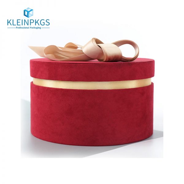 round crafted paper box with wooden cover