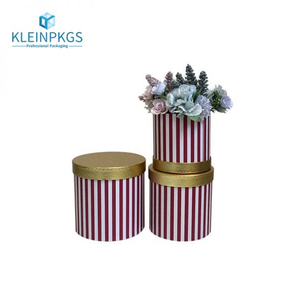 round crafted paper box with wooden cover