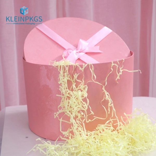round pink ring box