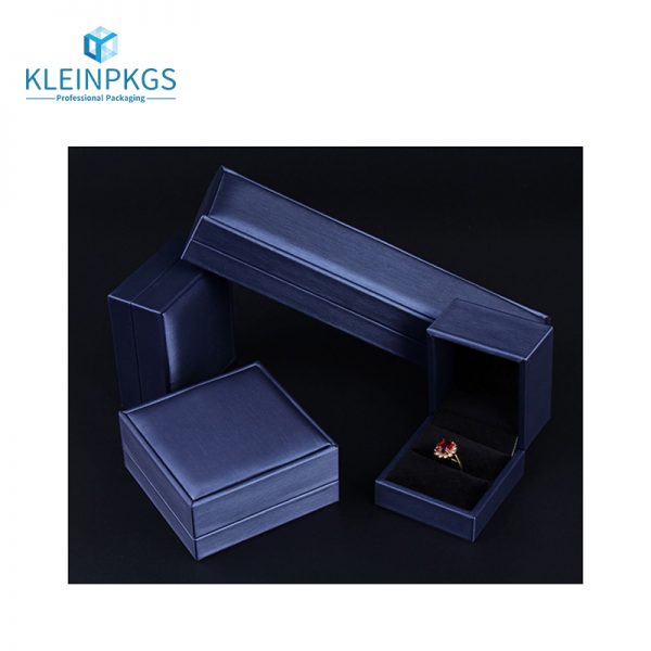 Magnetic Jewellery Box