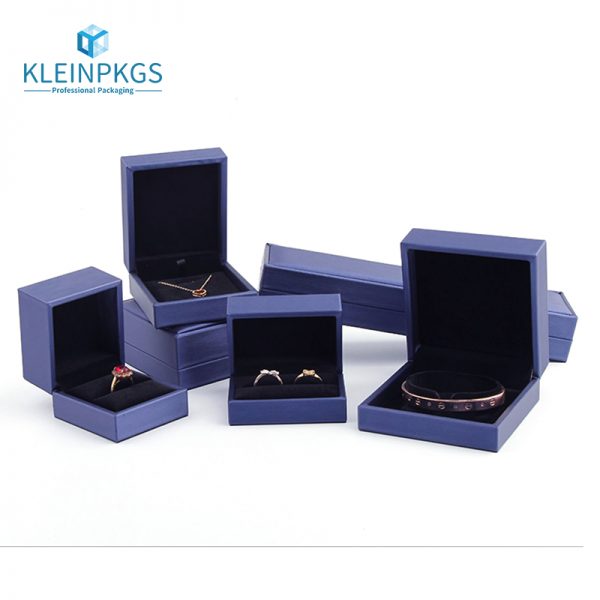 Magnetic Jewellery Box
