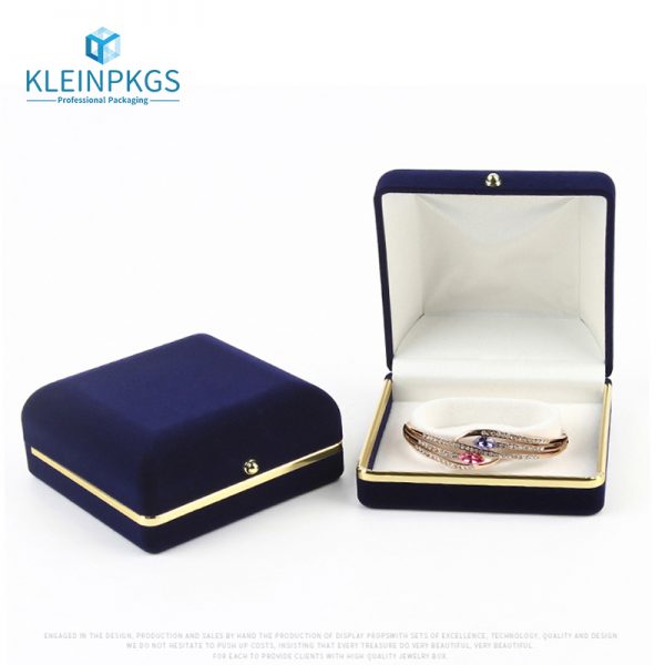 Fashion Rose Jewlery Boxes