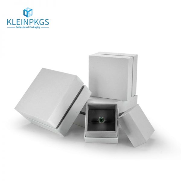 Black and White Jewelry Storage Box luxury jewelry vanity boxjewelry box customjewelry boxes with logo luxuryjewellery boxes with logo custom cardboard folding box