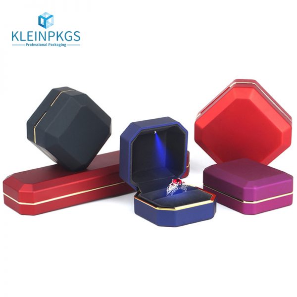 Customized Packing Pouches and Box for Jewelry