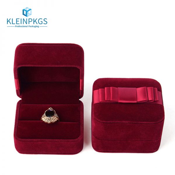 Rotating Jewelry Box