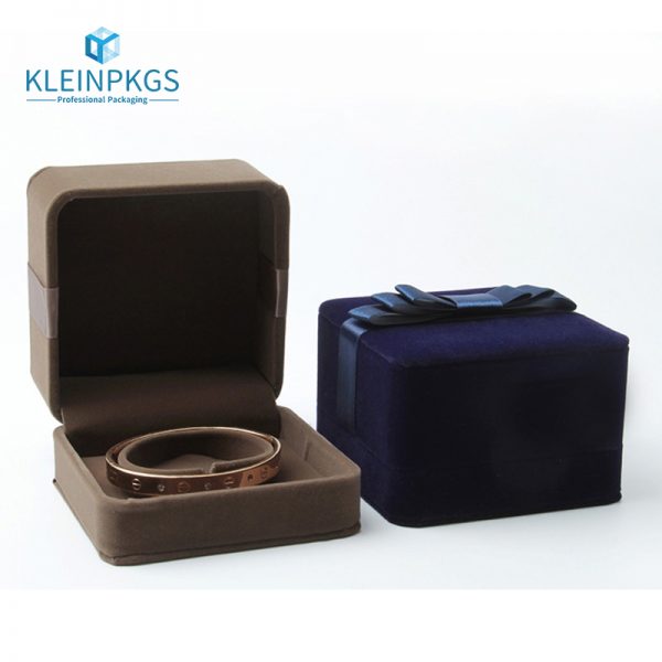 Rotating Jewelry Box