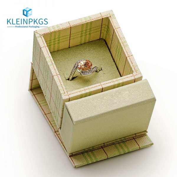 Gift Box Paper Packaging Jewelry