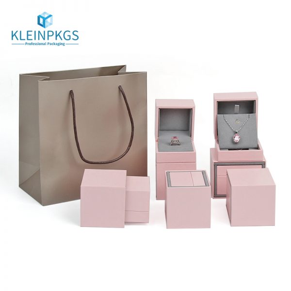 Box Packaging for Jewlery