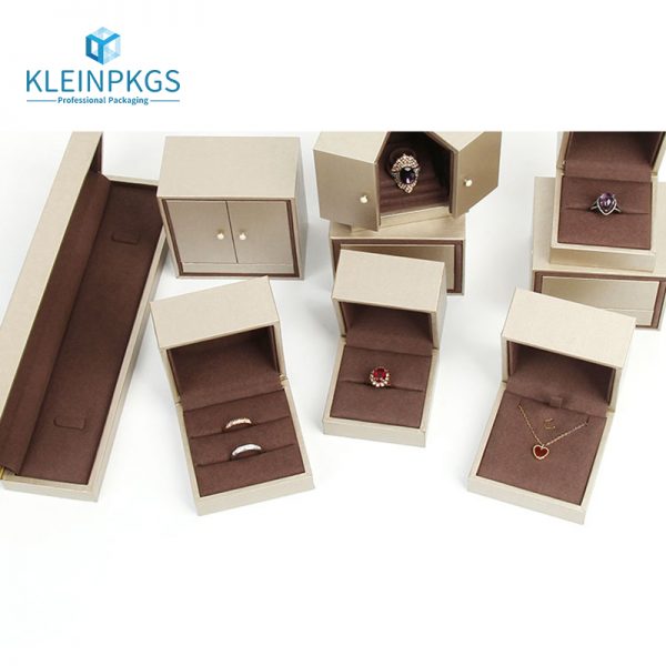 Box Packaging for Jewlery