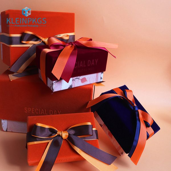 New Year Gift Box