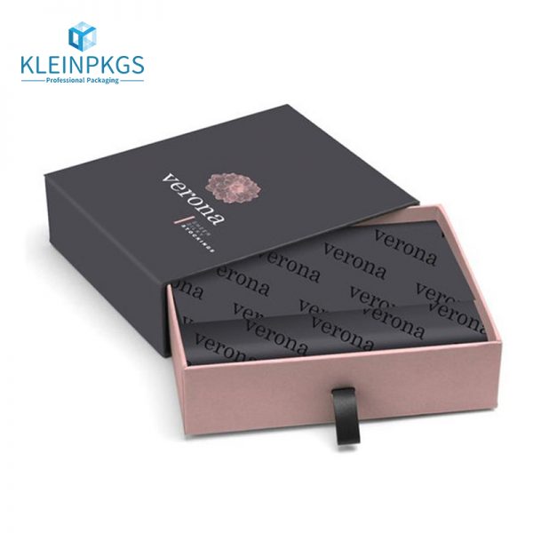 Custom Packaging Gift Boxes Wholesale