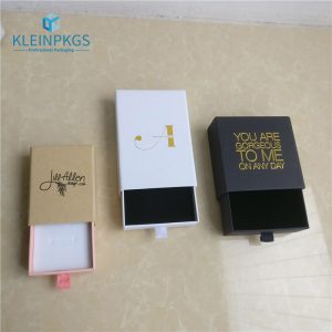 Custom Packaging Gift Boxes Wholesale