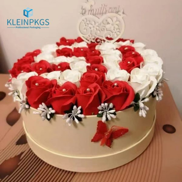 Box Flowers Ring