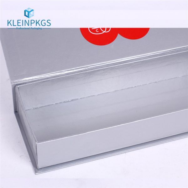 Magnetic Closure Gift Box Wholesale