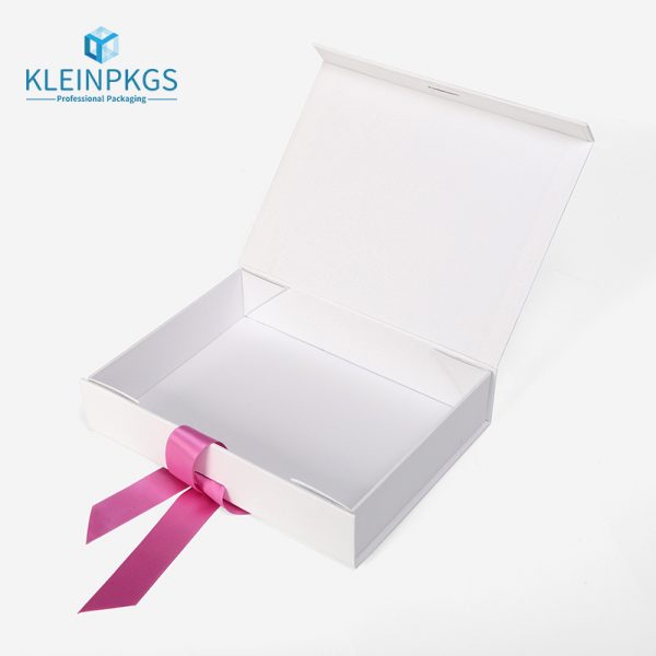 Retail Gift Boxes Wholesale