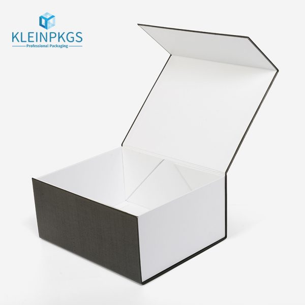 Cardboard Gift Boxes Wholesale