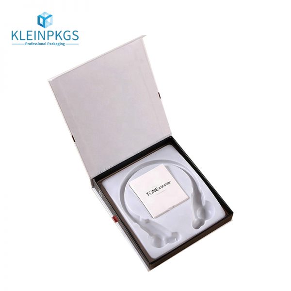 Custom Packaging Boxes Wholesale