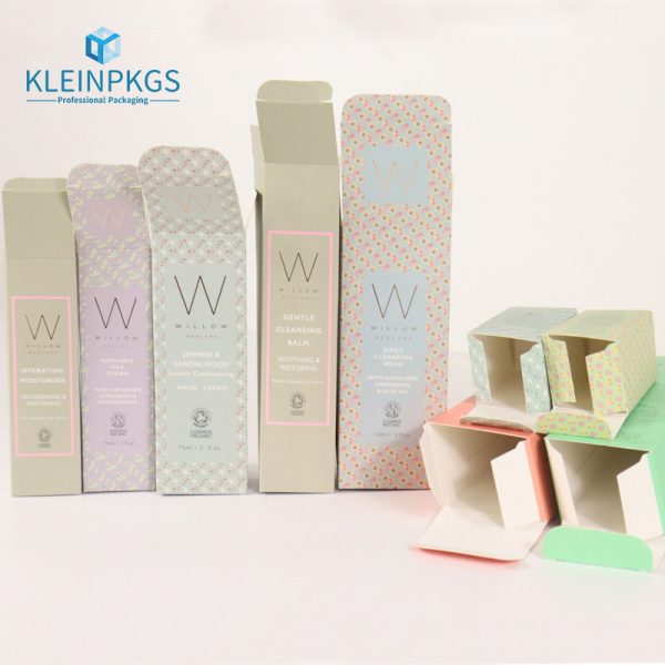 Eyelash and Lipgloss Box