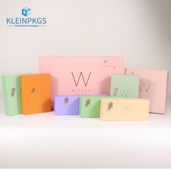 Eyelash and Lipgloss Box