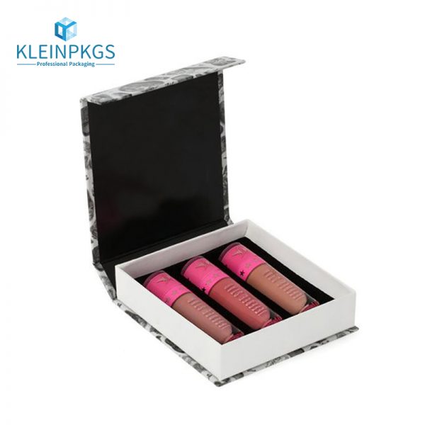 Womens Eyelashes with Boxes