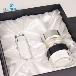 Eyelash Vendor Customized Boxes with Glue