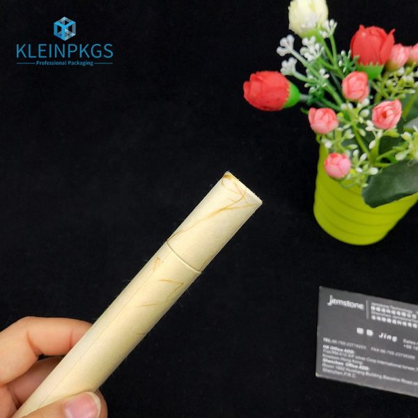 Lip Gloss Tubes and Box with Logo