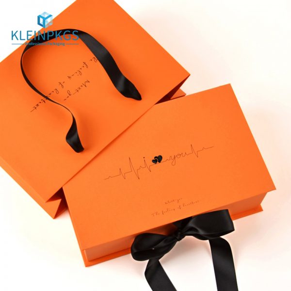 Lipstick Boxes Wholesale