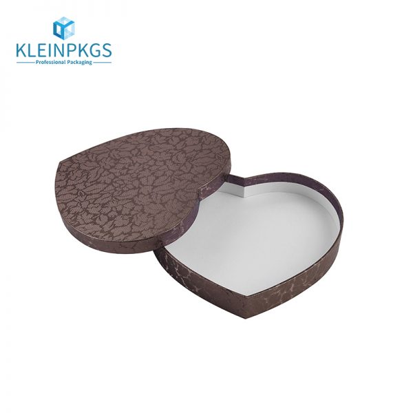 Crackers Chocolate Box